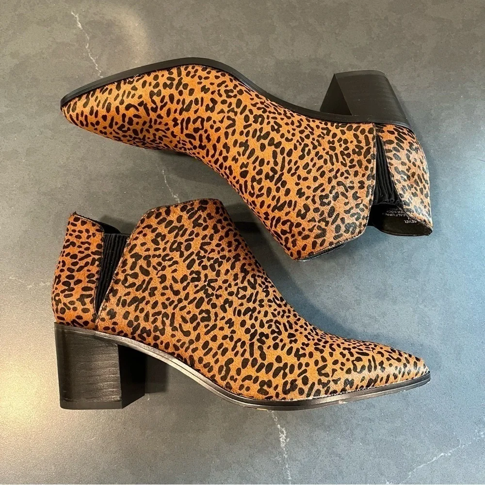 NWT sanctuary sz 9.5 Revel spotted calf hair leather ankle booties